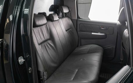 Toyota Hilux VII, 2013 год, 2 675 000 рублей, 7 фотография