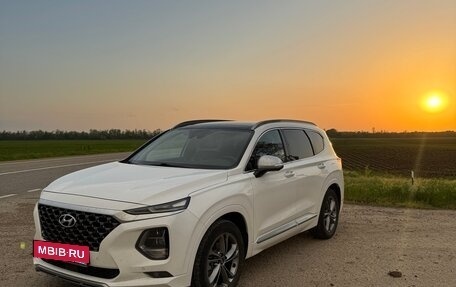 Hyundai Santa Fe IV, 2019 год, 3 500 000 рублей, 2 фотография