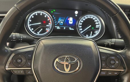 Toyota Camry, 2018 год, 2 700 000 рублей, 5 фотография