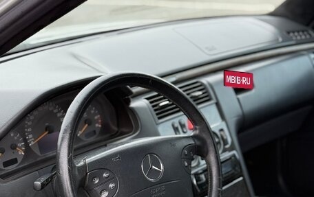 Mercedes-Benz E-Класс, 2000 год, 880 000 рублей, 8 фотография