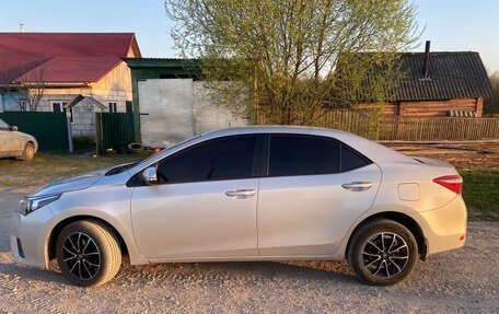 Toyota Corolla, 2013 год, 1 250 000 рублей, 3 фотография