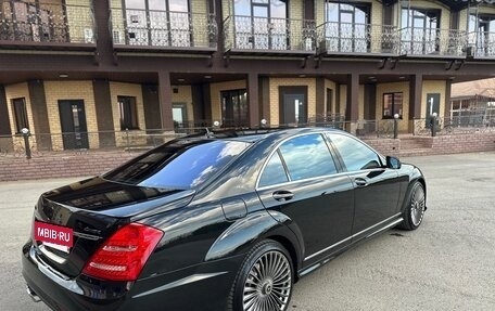 Mercedes-Benz S-Класс, 2009 год, 1 699 999 рублей, 3 фотография