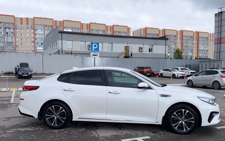 KIA Optima IV, 2020 год, 2 300 000 рублей, 5 фотография