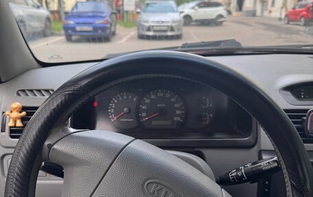 KIA Rio II, 2004 год, 120 000 рублей, 9 фотография