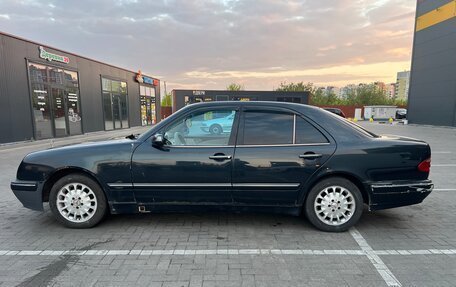 Mercedes-Benz E-Класс, 2000 год, 400 000 рублей, 7 фотография