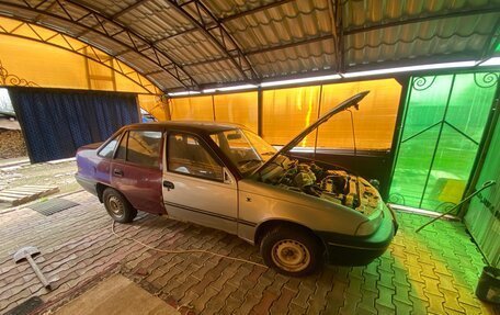 Daewoo Nexia I рестайлинг, 2002 год, 110 000 рублей, 8 фотография