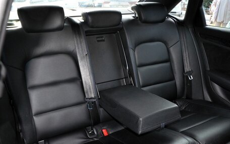 Audi A4, 2013 год, 1 450 000 рублей, 14 фотография