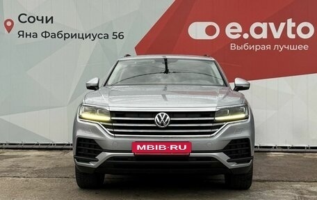 Volkswagen Touareg III, 2019 год, 4 530 000 рублей, 2 фотография