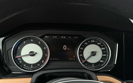 Volkswagen Touareg III, 2019 год, 4 530 000 рублей, 9 фотография