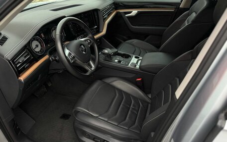 Volkswagen Touareg III, 2019 год, 4 530 000 рублей, 16 фотография