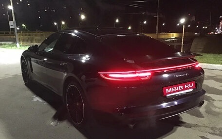 Porsche Panamera II рестайлинг, 2017 год, 5 850 000 рублей, 10 фотография