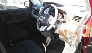 Toyota Roomy I, 2019 год, 865 000 рублей, 31 фотография