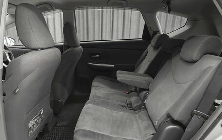 Toyota Prius Alpha I (ZVW40/41), 2011 год, 945 000 рублей, 13 фотография