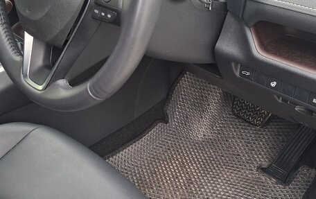 Toyota RAV4, 2019 год, 2 950 000 рублей, 25 фотография