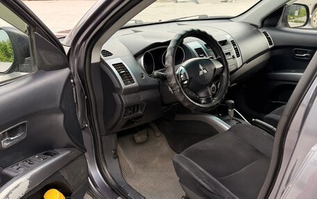 Mitsubishi Outlander III рестайлинг 3, 2007 год, 780 000 рублей, 7 фотография