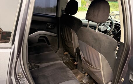 Mitsubishi Outlander III рестайлинг 3, 2007 год, 780 000 рублей, 6 фотография