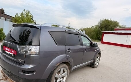 Mitsubishi Outlander III рестайлинг 3, 2007 год, 780 000 рублей, 3 фотография