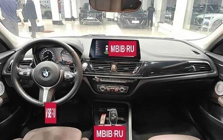 BMW 1 серия, 2023 год, 1 900 000 рублей, 2 фотография
