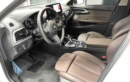 BMW 1 серия, 2023 год, 1 900 000 рублей, 4 фотография