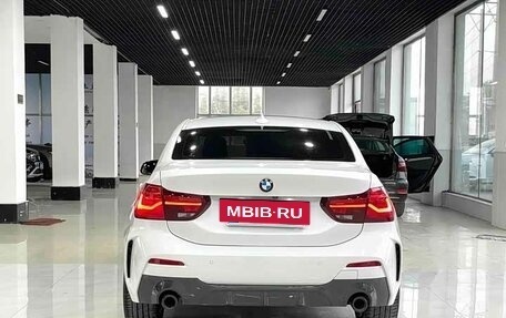 BMW 1 серия, 2023 год, 1 900 000 рублей, 3 фотография