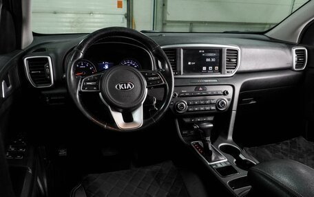 KIA Sportage IV рестайлинг, 2020 год, 2 679 000 рублей, 6 фотография