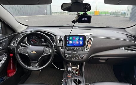 Chevrolet Malibu IX, 2020 год, 1 800 000 рублей, 6 фотография