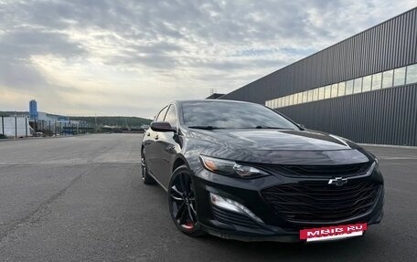 Chevrolet Malibu IX, 2020 год, 1 800 000 рублей, 4 фотография