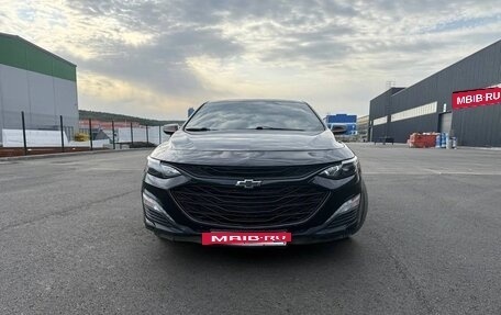 Chevrolet Malibu IX, 2020 год, 1 800 000 рублей, 3 фотография