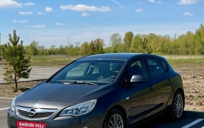 Opel Astra J, 2011 год, 850 000 рублей, 1 фотография