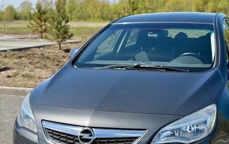 Opel Astra J, 2011 год, 850 000 рублей, 4 фотография