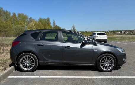 Opel Astra J, 2011 год, 850 000 рублей, 12 фотография