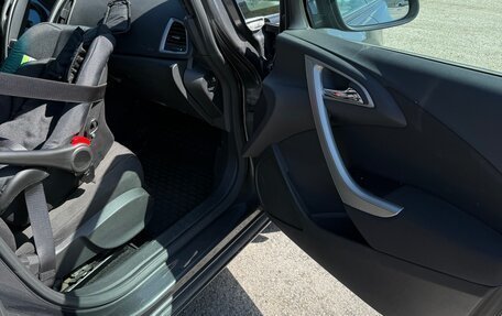 Opel Astra J, 2011 год, 850 000 рублей, 27 фотография