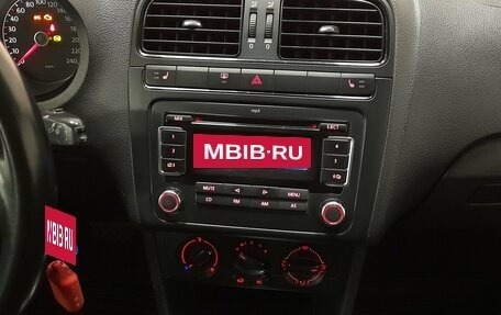Volkswagen Polo VI (EU Market), 2011 год, 749 000 рублей, 11 фотография