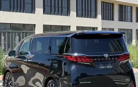 Toyota Alphard, 2026 год, 9 900 012 рублей, 5 фотография
