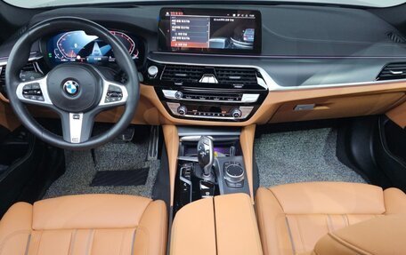 BMW 5 серия, 2023 год, 3 950 000 рублей, 7 фотография