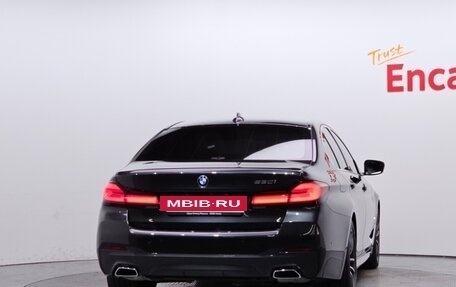 BMW 5 серия, 2023 год, 3 950 000 рублей, 4 фотография