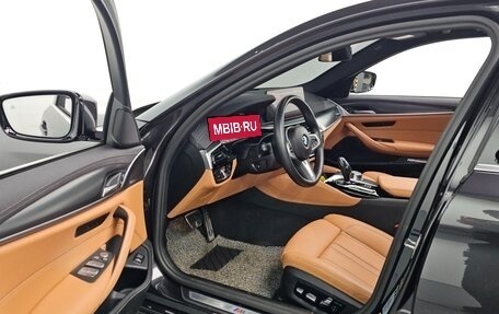 BMW 5 серия, 2023 год, 3 950 000 рублей, 5 фотография