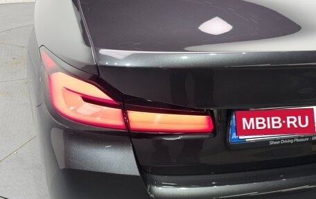 BMW 5 серия, 2023 год, 3 950 000 рублей, 10 фотография