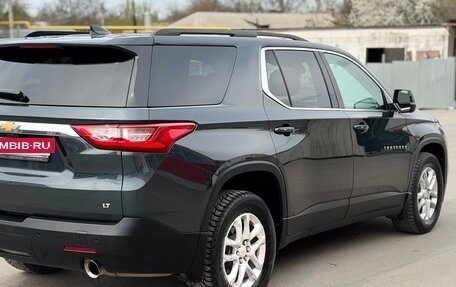 Chevrolet Traverse II, 2018 год, 2 300 000 рублей, 5 фотография