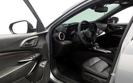 Chevrolet Trax, 2023 год, 1 570 000 рублей, 9 фотография