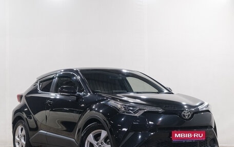 Toyota C-HR I рестайлинг, 2018 год, 2 349 000 рублей, 1 фотография