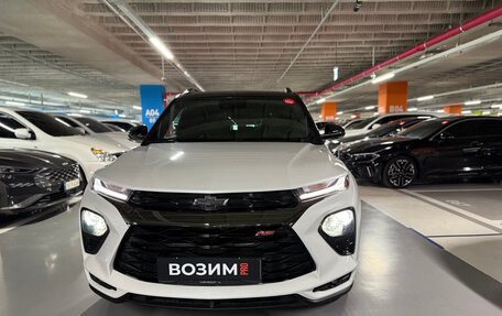 Chevrolet TrailBlazer, 2023 год, 1 700 000 рублей, 2 фотография
