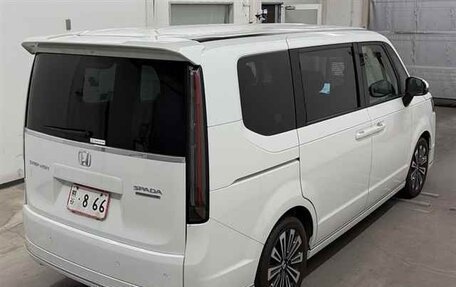 Honda Stepwgn, 2023 год, 2 400 000 рублей, 7 фотография