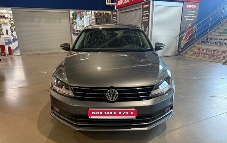 Volkswagen Jetta VI, 2018 год, 1 395 000 рублей, 2 фотография