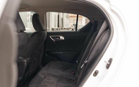 Lexus CT I рестайлинг, 2011 год, 1 315 000 рублей, 23 фотография