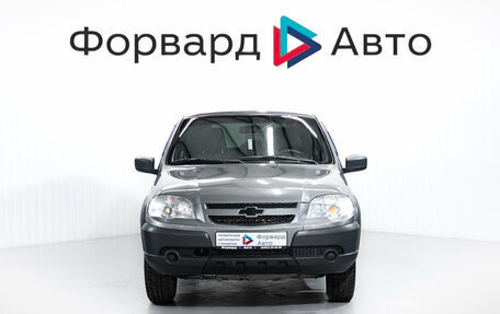 Chevrolet Niva I рестайлинг, 2017 год, 649 000 рублей, 2 фотография
