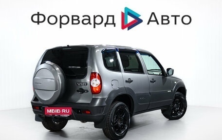 Chevrolet Niva I рестайлинг, 2017 год, 649 000 рублей, 7 фотография