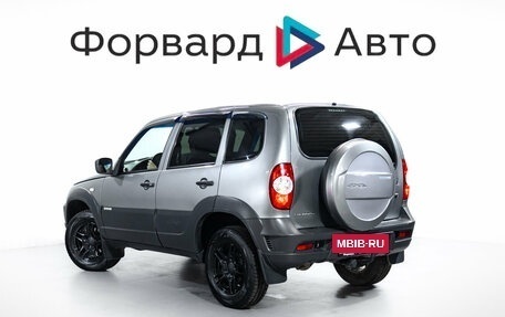 Chevrolet Niva I рестайлинг, 2017 год, 649 000 рублей, 5 фотография