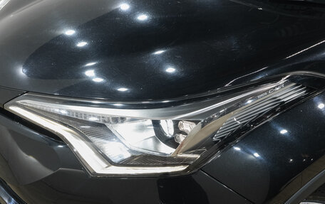 Toyota C-HR I рестайлинг, 2018 год, 2 349 000 рублей, 10 фотография