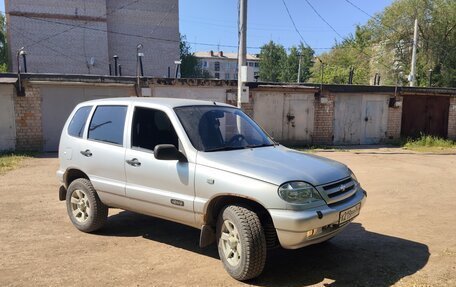 Chevrolet Niva I рестайлинг, 2004 год, 290 000 рублей, 5 фотография